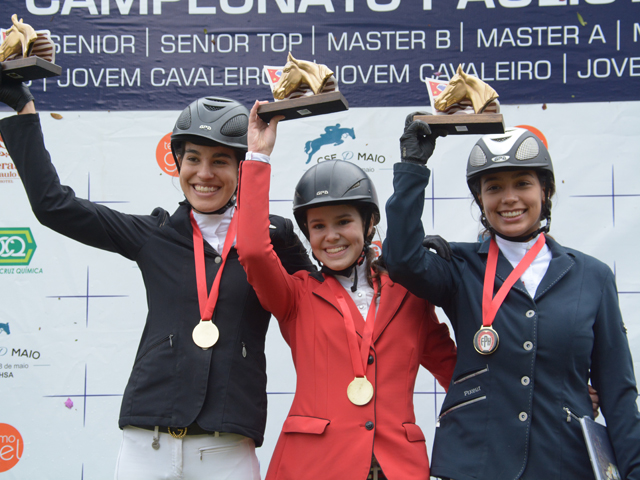 Meninas da SHP faturam Ouro por equipes e medalhas individuais no Paulista de Jovens Cavaleiros