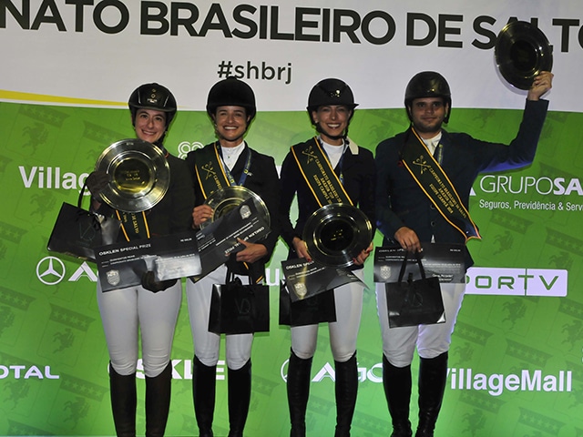 Bianca Matarazzo Affonso Ferreira e Jordana Laffranchi conquistam ouro por equipes no Brasileiro de Amadores