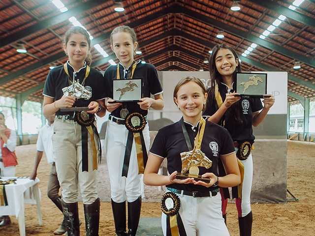 Os campeões da Final do Ranking Interno da Escola de Equitação SHP
