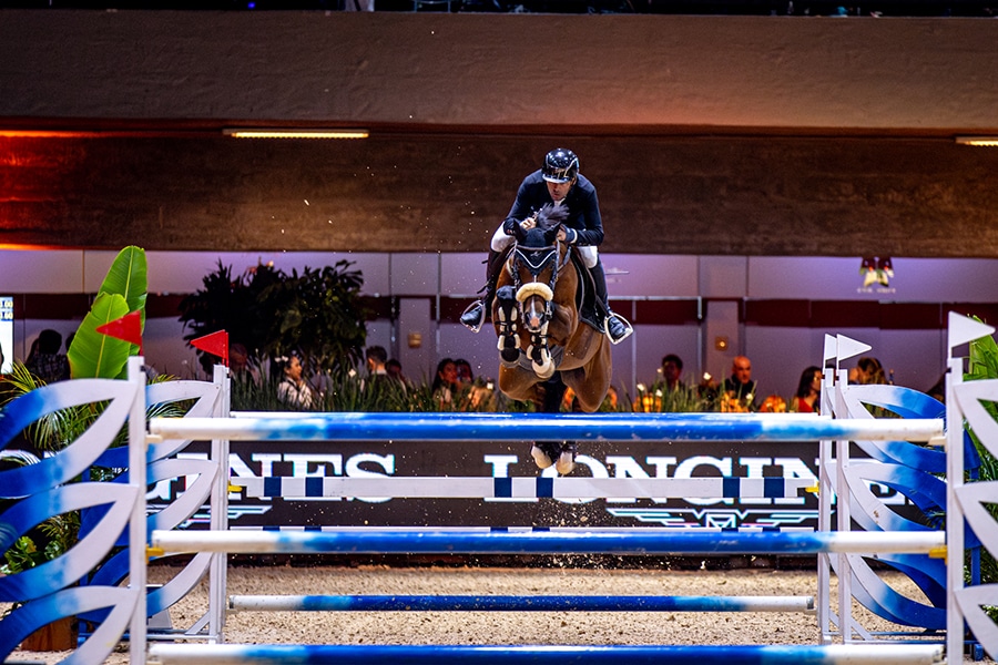 Lucio Osório vence 1ª prova Internacional, a 1.45m, no Longines São Paulo Horse Show na Hípica Paulista