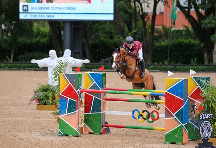 Gui Foroni com Chelsea JMen é o campeão da Copa Ouro, a 1.40m, no Top Riders 2024