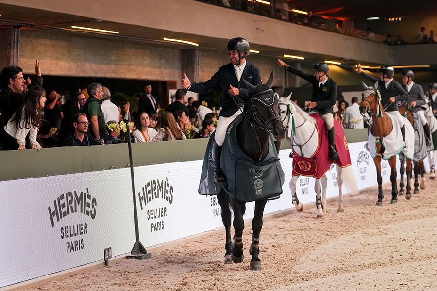 Estreando com Cornetino JMen em um Clássico no JHSF Indoor, José Reynoso garante o topo pódio